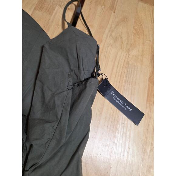 NWT Emerson Lang sage green spaghetti strap pleated blouse cotton woven - Picture 3 of 8